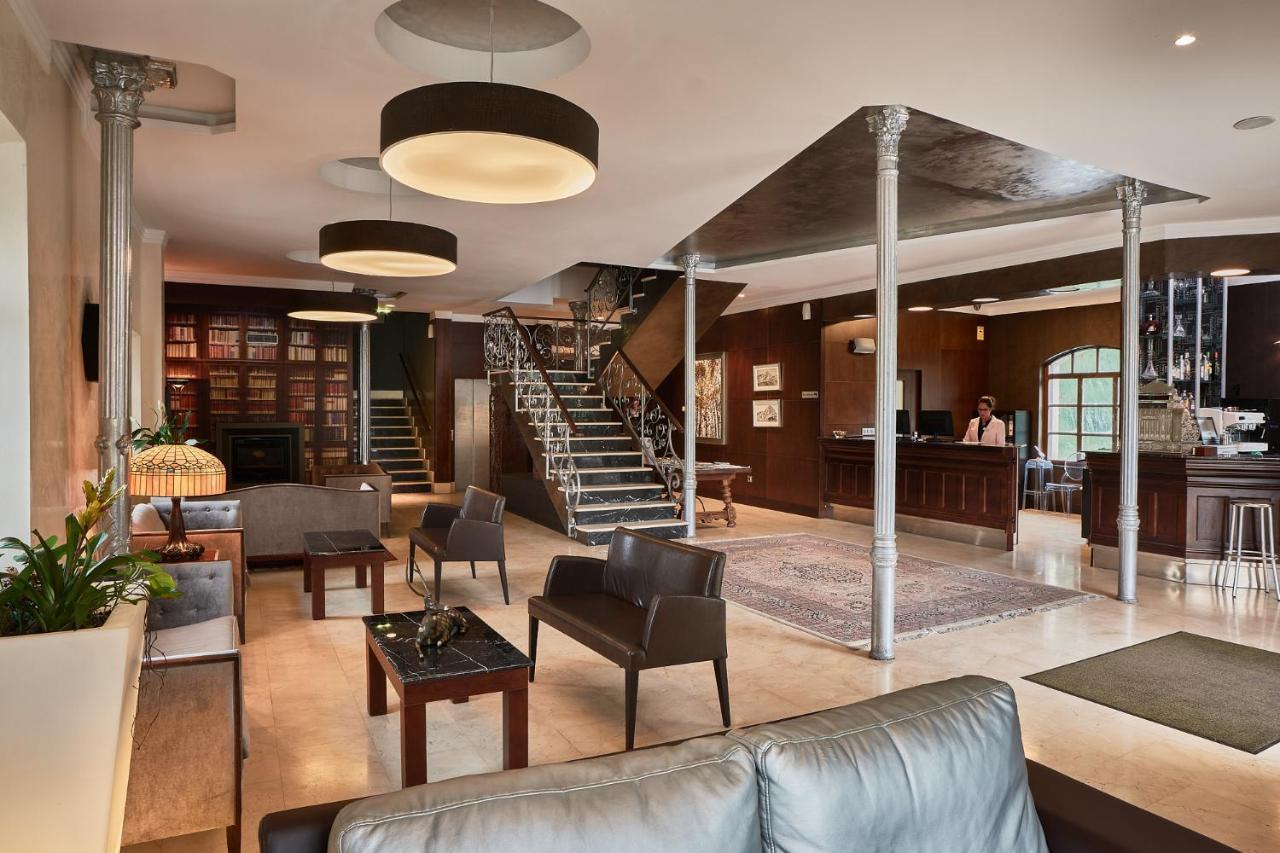 Hotel Granda Onís Eksteriør billede